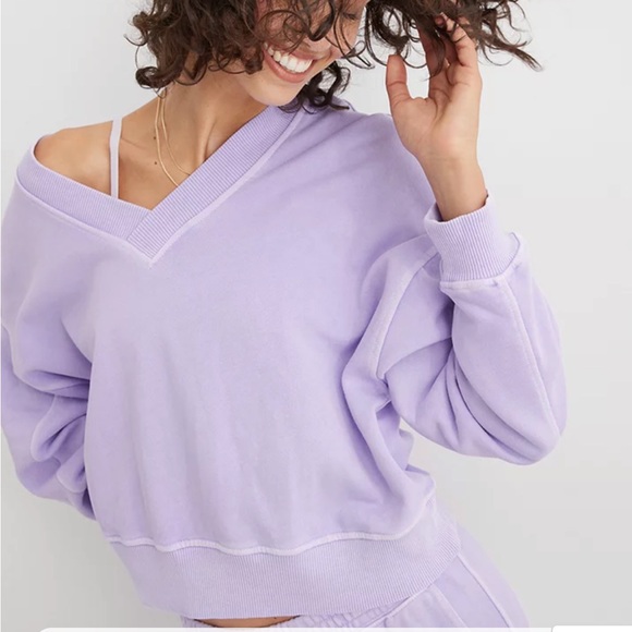 aerie Sweaters - Aerie V Neck Sweater